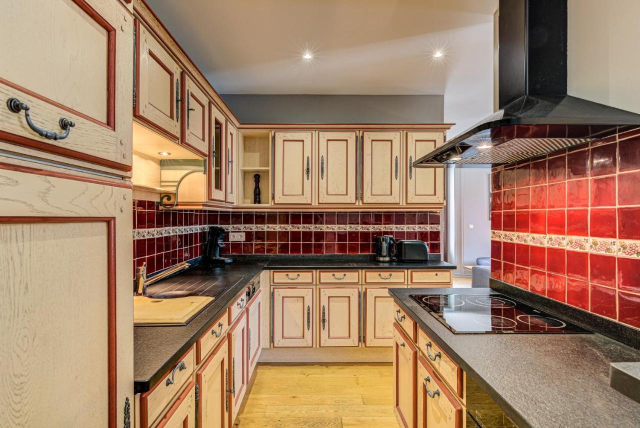 Apartment President - Alpes Travel - Central Chamonix - Sleeps 12 Buitenkant foto