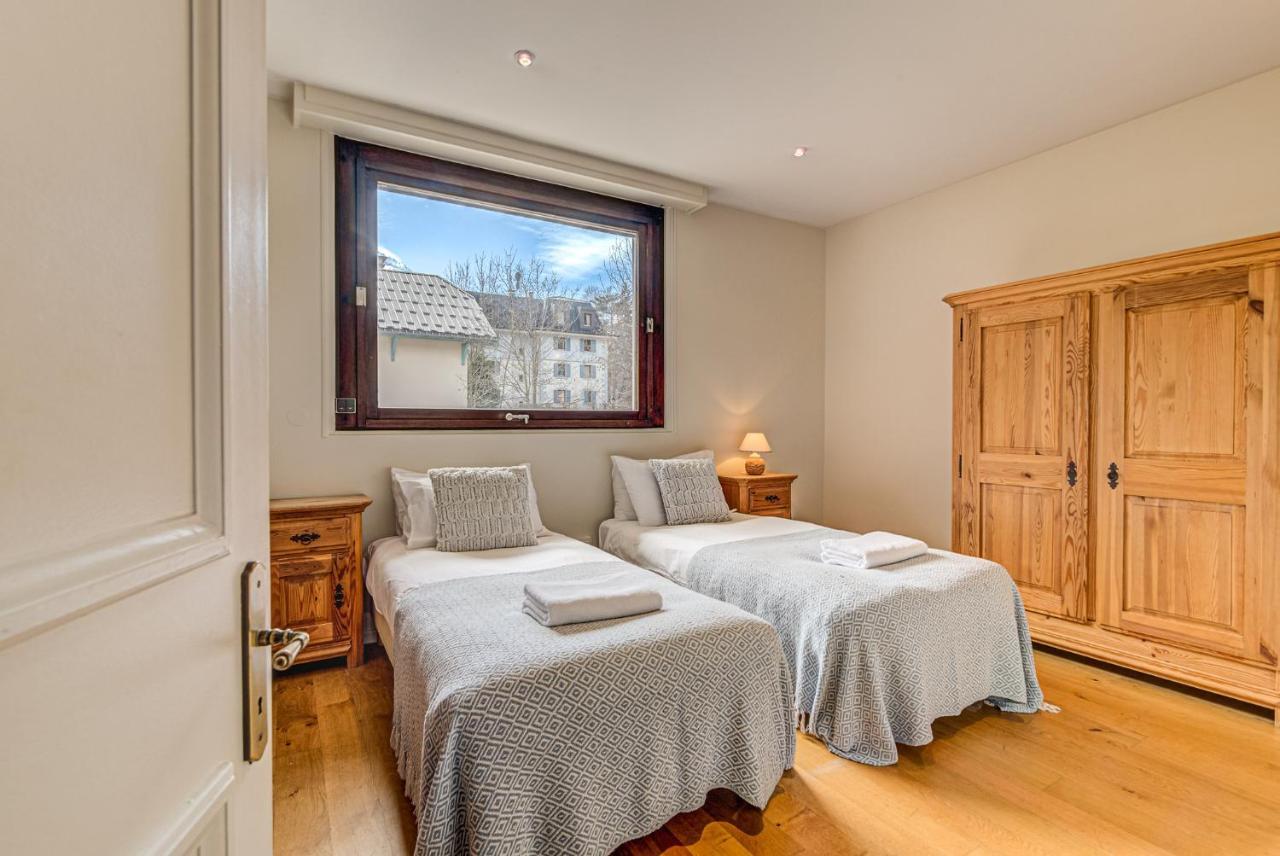 Apartment President - Alpes Travel - Central Chamonix - Sleeps 12 Buitenkant foto