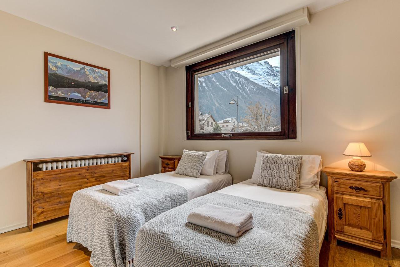 Apartment President - Alpes Travel - Central Chamonix - Sleeps 12 Buitenkant foto