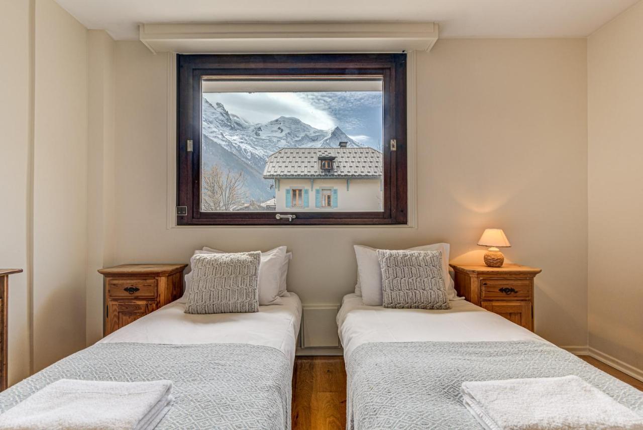 Apartment President - Alpes Travel - Central Chamonix - Sleeps 12 Buitenkant foto